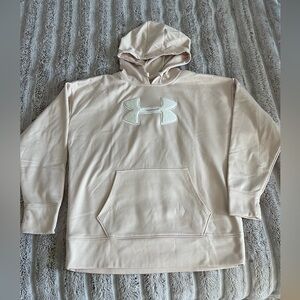 EUC Under Armour pink pullover hoodie size Medium